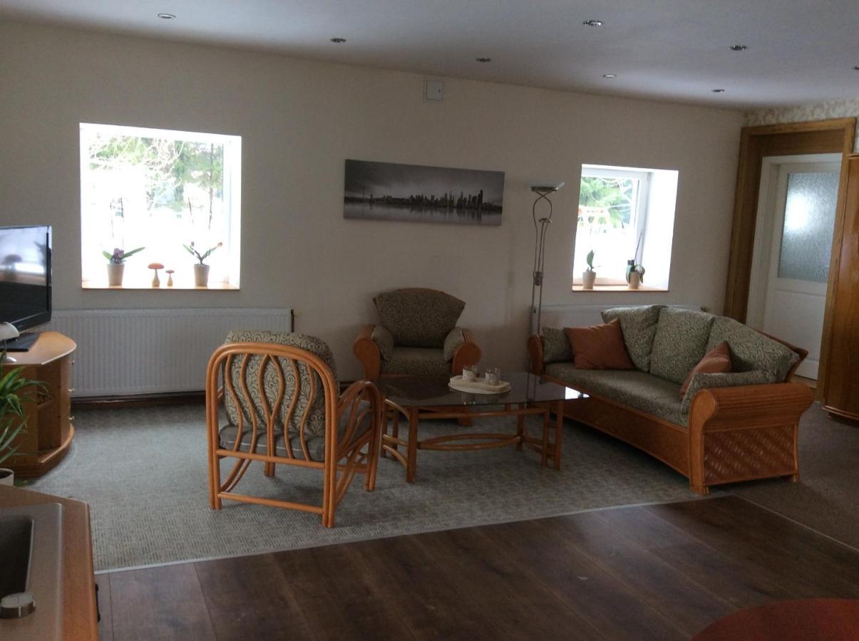 Ferienwohnung Direkt Am Potzlower See Екстер'єр фото