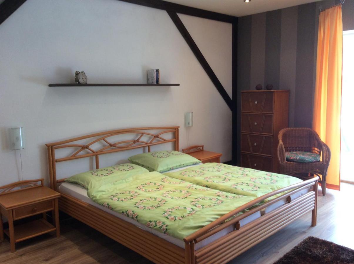 Ferienwohnung Direkt Am Potzlower See Екстер'єр фото